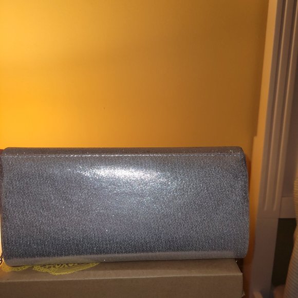 Silver clutch - Picture 2 of 7